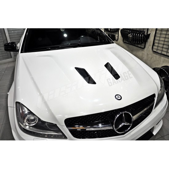 Mercedes Benz - W204 C63 AMG Black Edition Kaput 2011-2014
