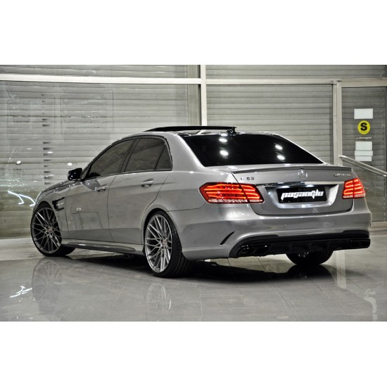 Mercedes Benz - W212 E Serisi E63 Bagaj Logosu