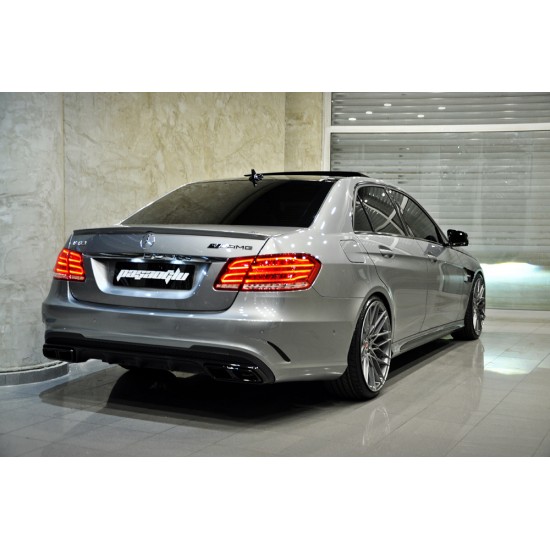 Mercedes Benz - W212 E Serisi S AMG Bagaj Logosu