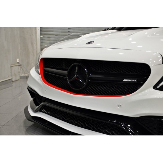 Mercedes Benz - W205 C Serisi C63 Panjur AMG Logosu