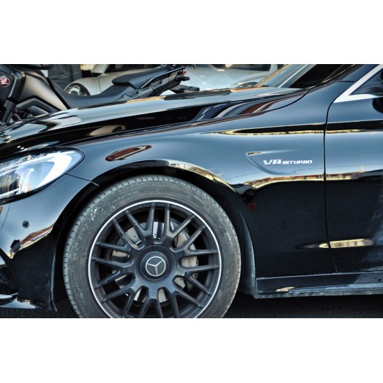 Mercedes Benz - W205 C Serisi V8 BITURBO Çamurluk Logosu