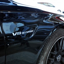 Mercedes Benz - W205 C Serisi V8 BITURBO Çamurluk Logosu