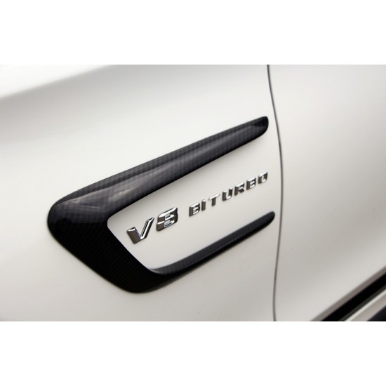 Mercedes Benz - W205 C Serisi V8 BITURBO Çamurluk Logosu