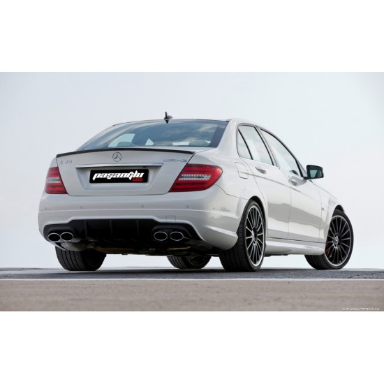 Mercedes Benz - W204 C Sedan C63 AMG Body Kit 2011-2014