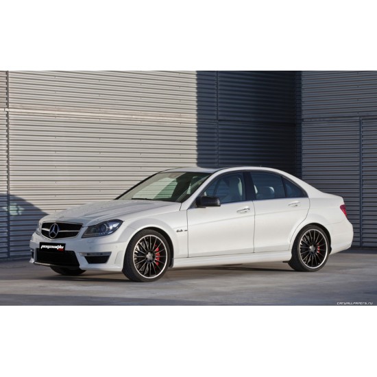 Mercedes Benz - W204 C Sedan C63 AMG Body Kit 2011-2014