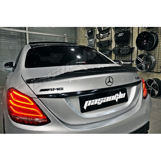 Mercedes Benz - W205 C Serisi AMG Siyah Bagaj Logosu