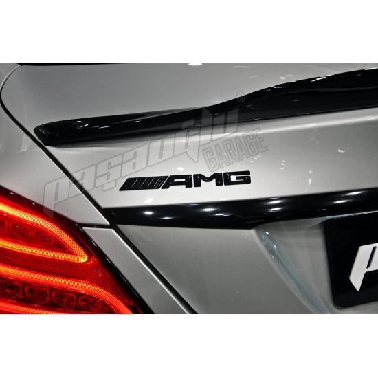 Mercedes Benz - W205 C Serisi AMG Siyah Bagaj Logosu