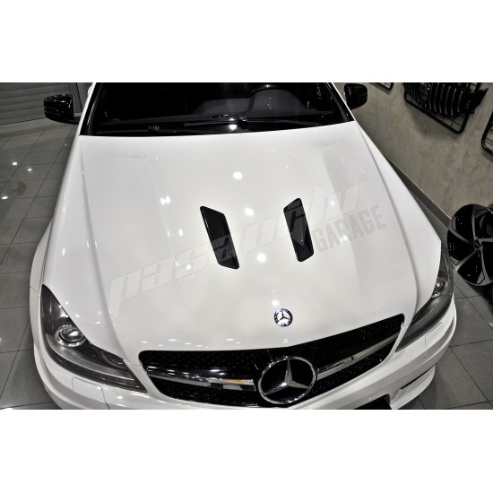 Mercedes Benz - W204 C63 AMG Black Edition Kaput 2011-2014